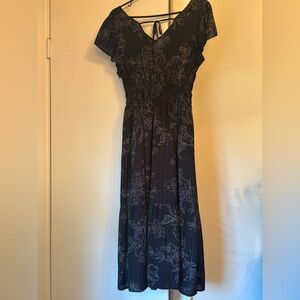 Gap Black floral midi dress